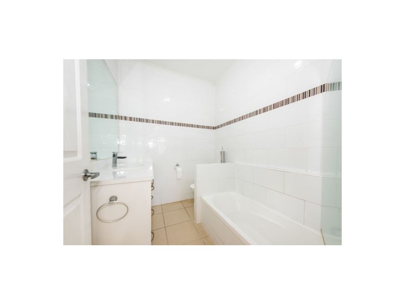 42 Pratt Street, South Mackay QLD 4740