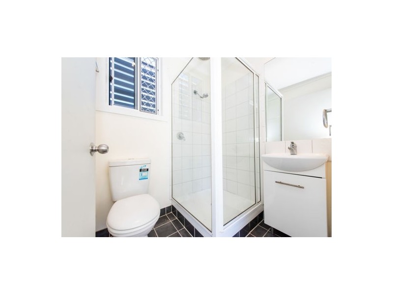 42 Pratt Street, South Mackay QLD 4740