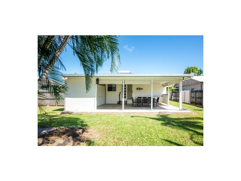 42 Pratt Street, South Mackay QLD 4740