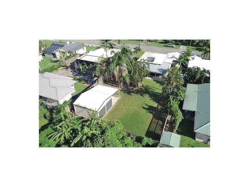 42 Pratt Street, South Mackay QLD 4740