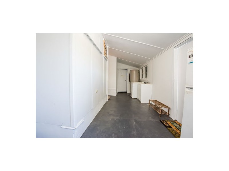 401 Bridge Road, West Mackay QLD 4740