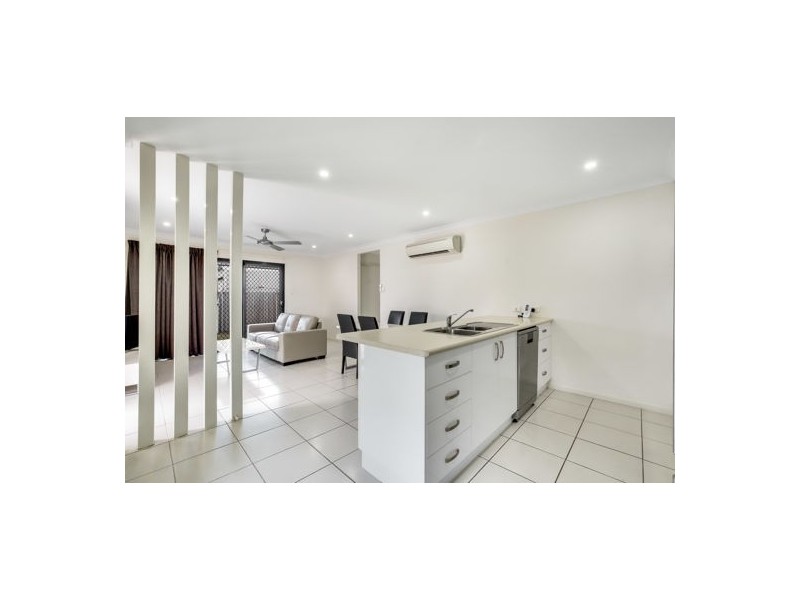 1/47a Holland Street, West Mackay QLD 4740