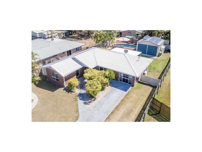 5 Caledonian Drive, Beaconsfield QLD 4740