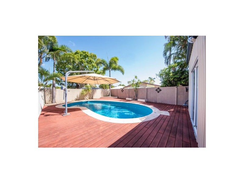 5 Caledonian Drive, Beaconsfield QLD 4740