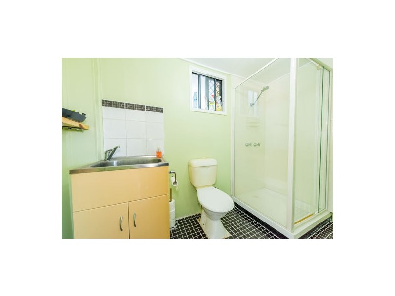 5 Caledonian Drive, Beaconsfield QLD 4740