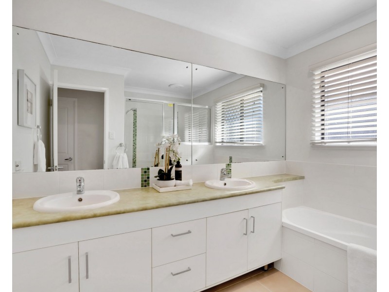 15 Corella Way, Blacks Beach QLD 4740