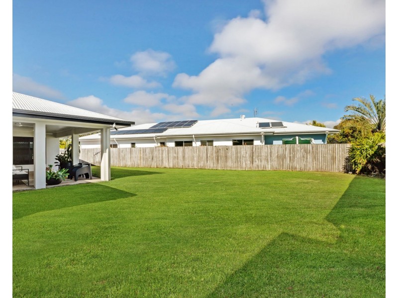 15 Corella Way, Blacks Beach QLD 4740
