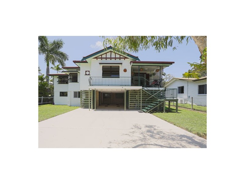 11 McKenney Street, South Mackay QLD 4740