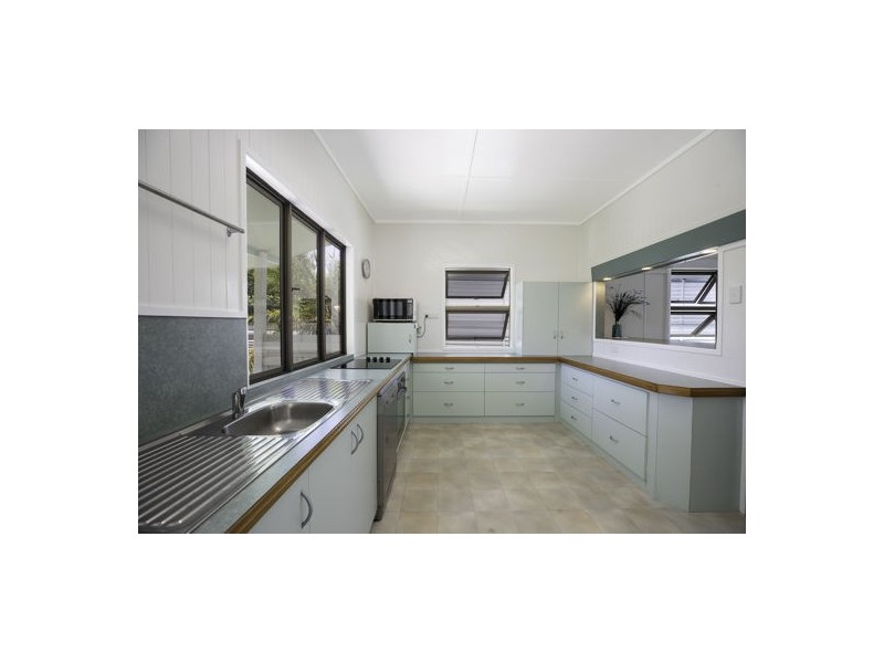 11 McKenney Street, South Mackay QLD 4740