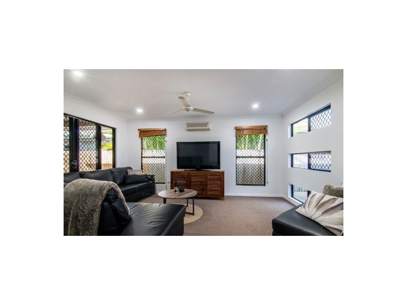 13 Rosemoor Court, Glenella QLD 4740