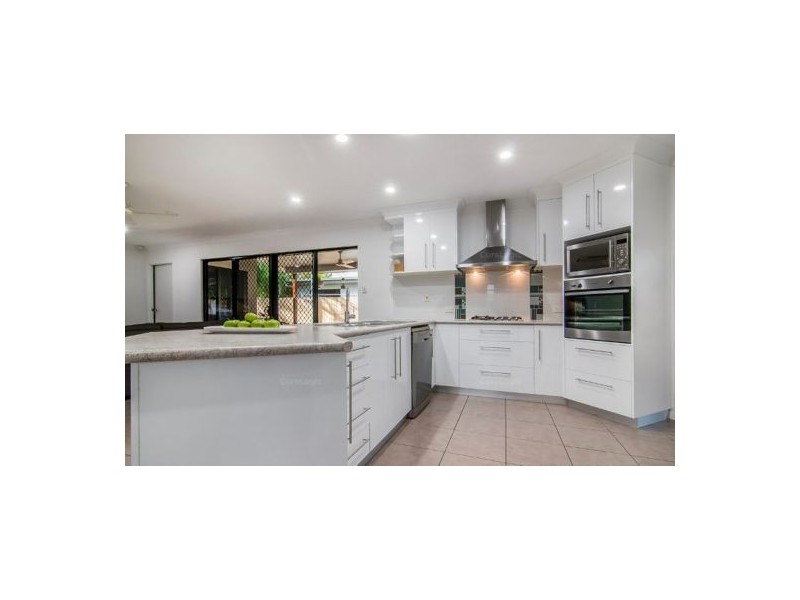 13 Rosemoor Court, Glenella QLD 4740