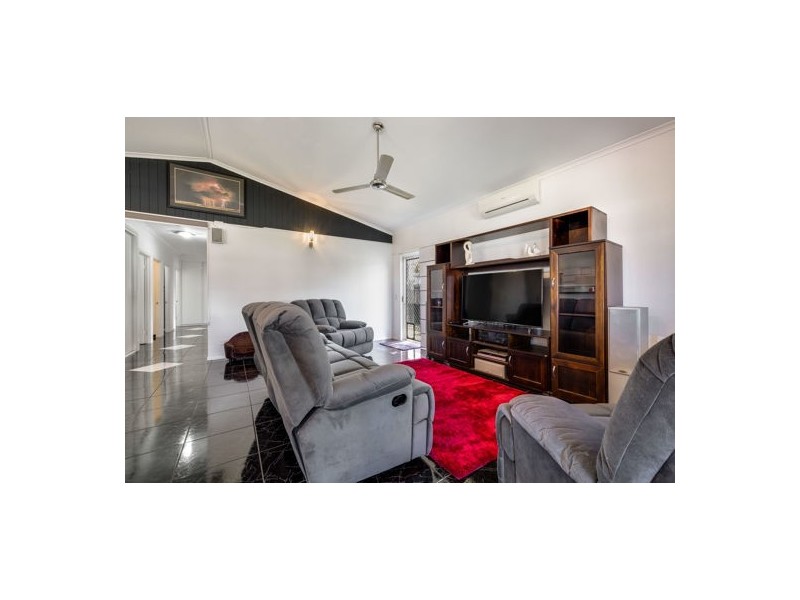 63 Bradman Drive, Glenella QLD 4740