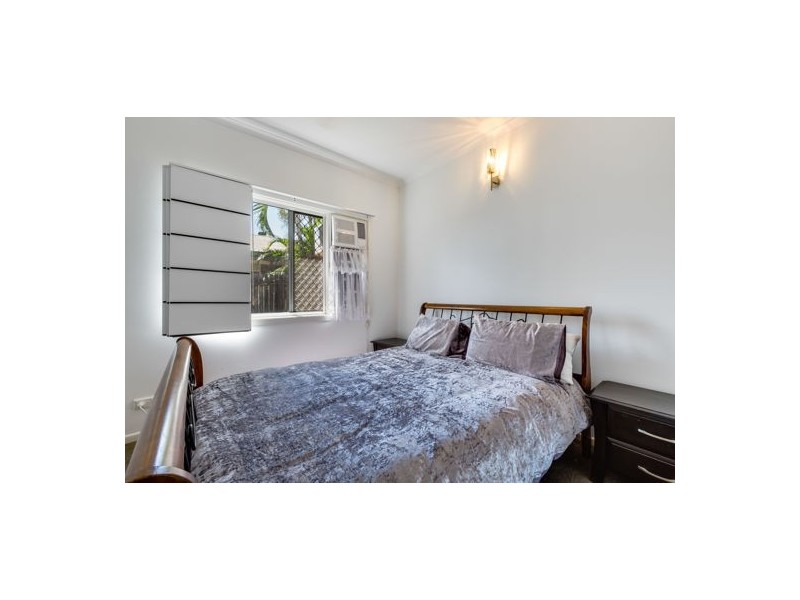 63 Bradman Drive, Glenella QLD 4740