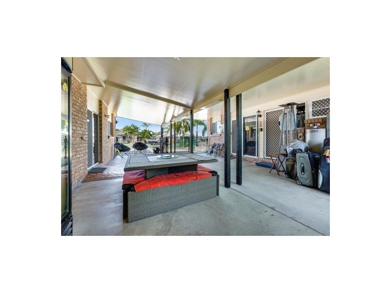 63 Bradman Drive, Glenella QLD 4740