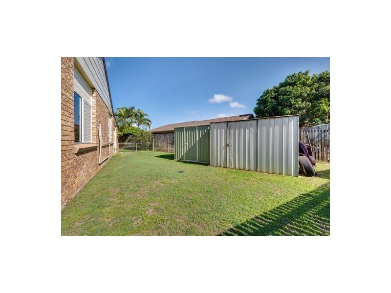 63 Bradman Drive, Glenella QLD 4740