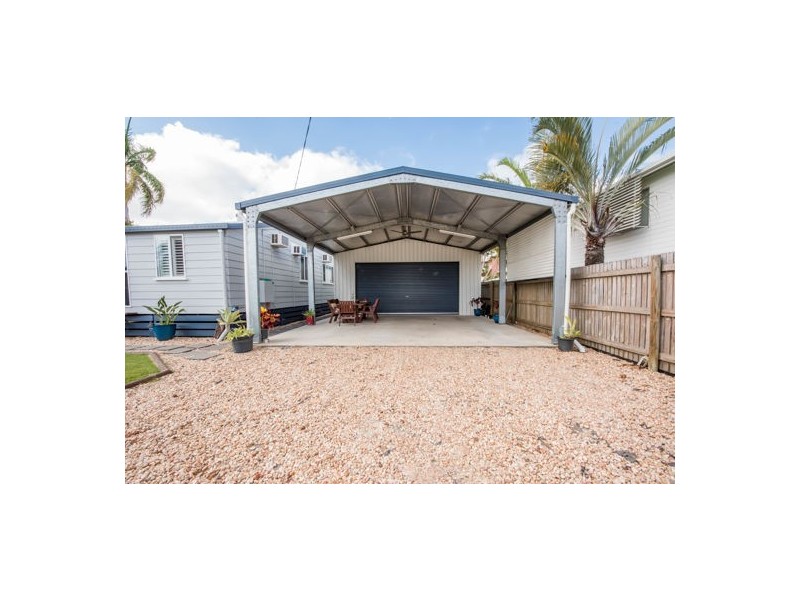 1 Vine Street, North Mackay QLD 4740