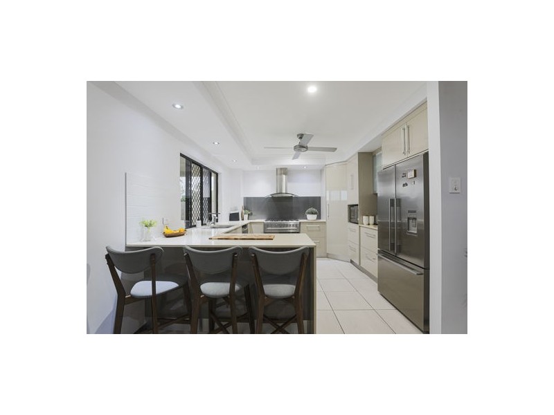 47 Victor Avenue, Glenella QLD 4740