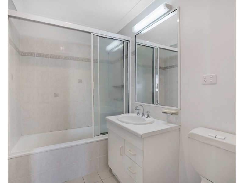 2/63 Shakespeare Street, East Mackay QLD 4740