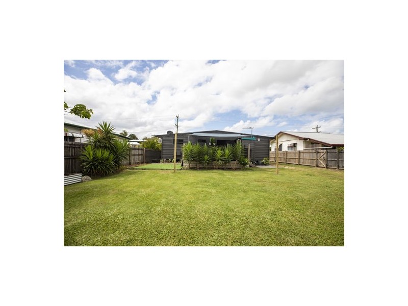 55 Pratt Street, South Mackay QLD 4740