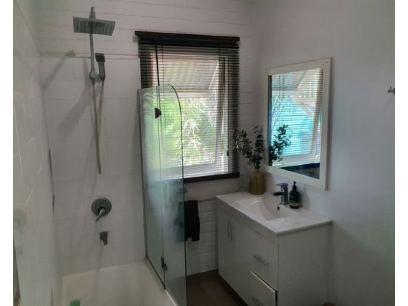21 Kenilworth Street, South Mackay QLD 4740