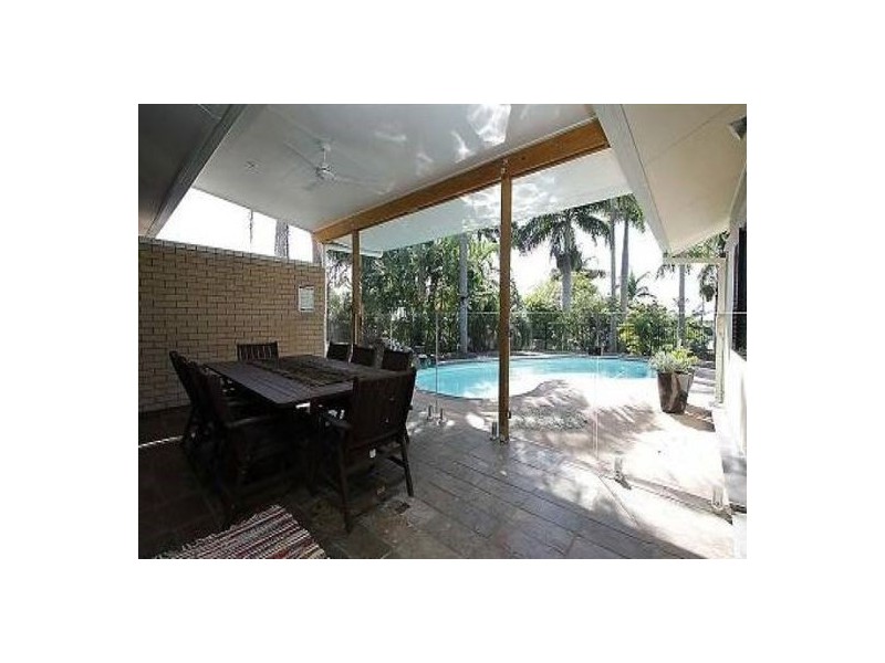 15 Sologinkins Road, Rural View QLD 4740