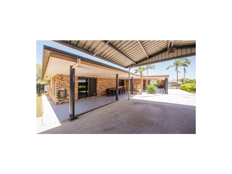 33 Celeber Drive, Beaconsfield QLD 4740