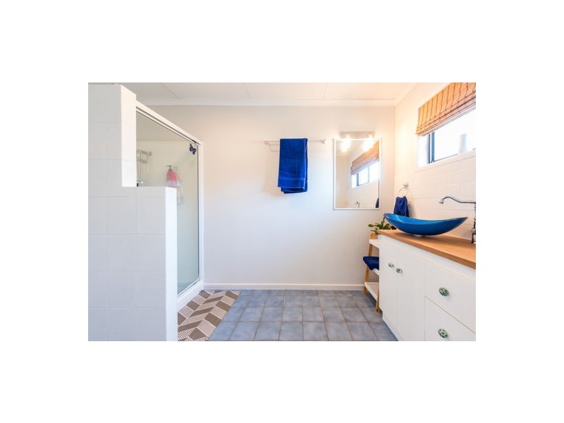 33 Celeber Drive, Beaconsfield QLD 4740