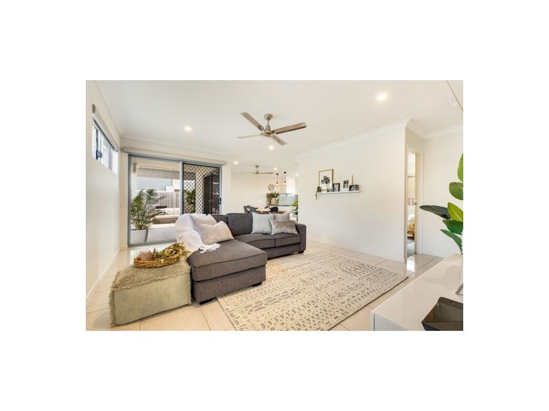 3/16 Makybe Diva Drive, Ooralea QLD 4740