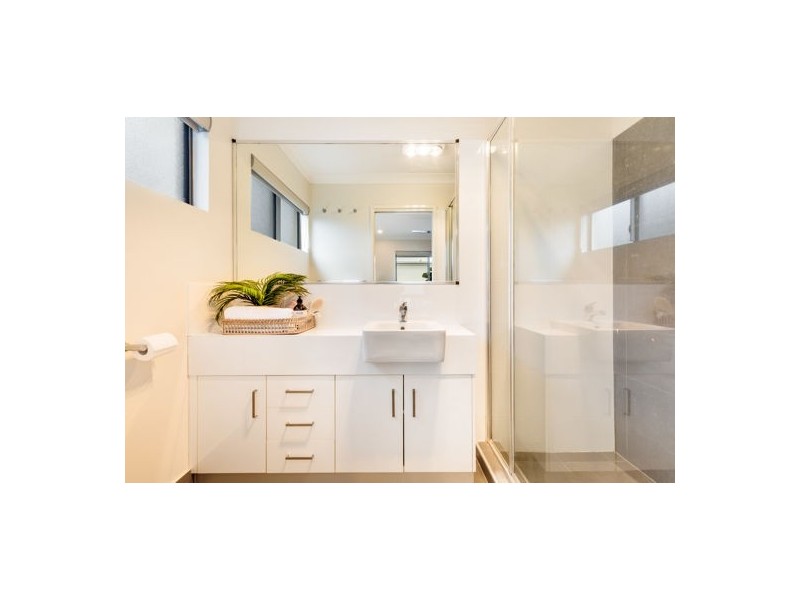 3/16 Makybe Diva Drive, Ooralea QLD 4740