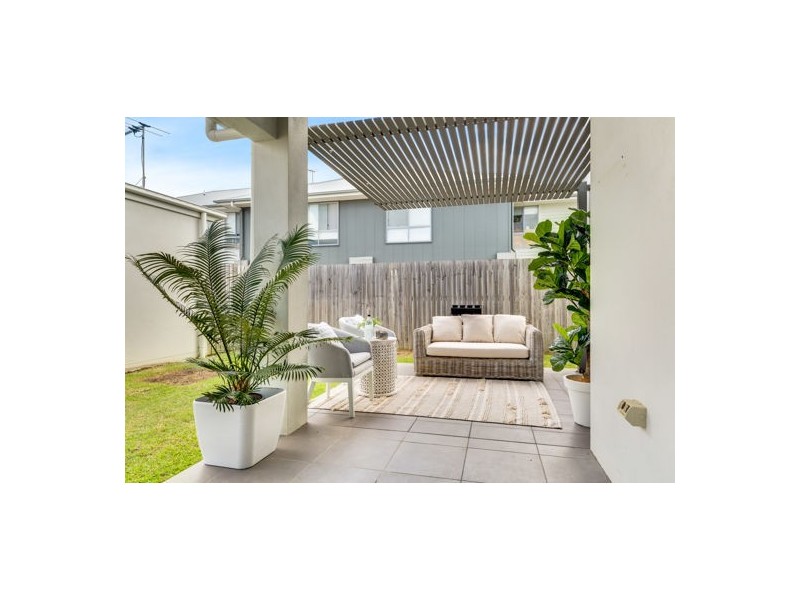 3/16 Makybe Diva Drive, Ooralea QLD 4740