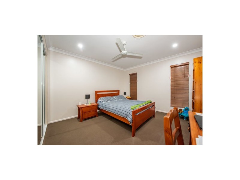 66 Gingham Street, Glenella QLD 4740