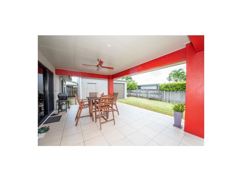 66 Gingham Street, Glenella QLD 4740