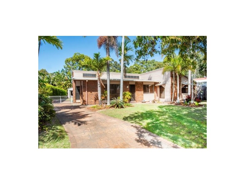 9 Lenesha Drive, Andergrove QLD 4740