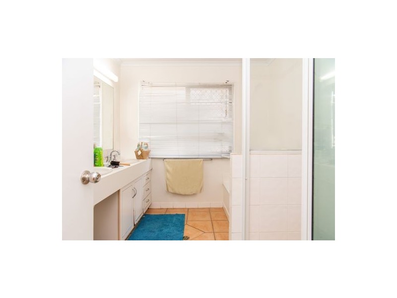 9 Lenesha Drive, Andergrove QLD 4740