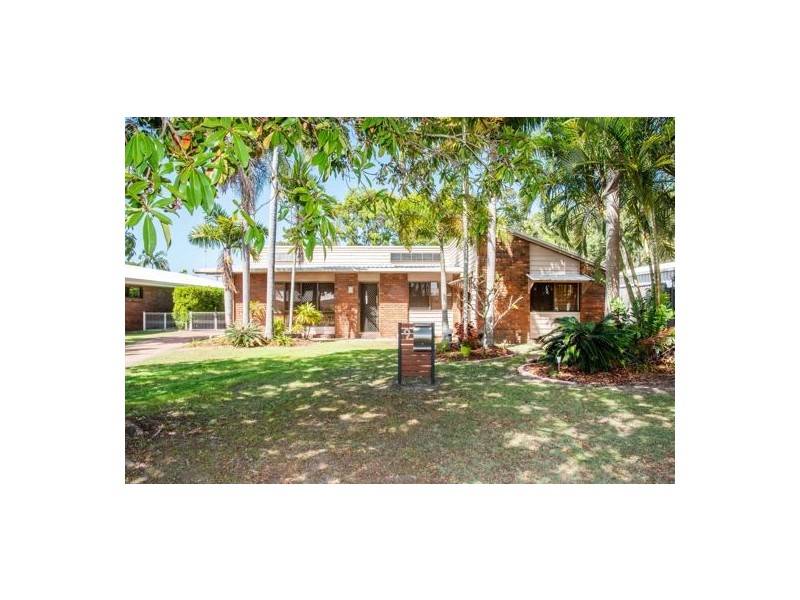 9 Lenesha Drive, Andergrove QLD 4740