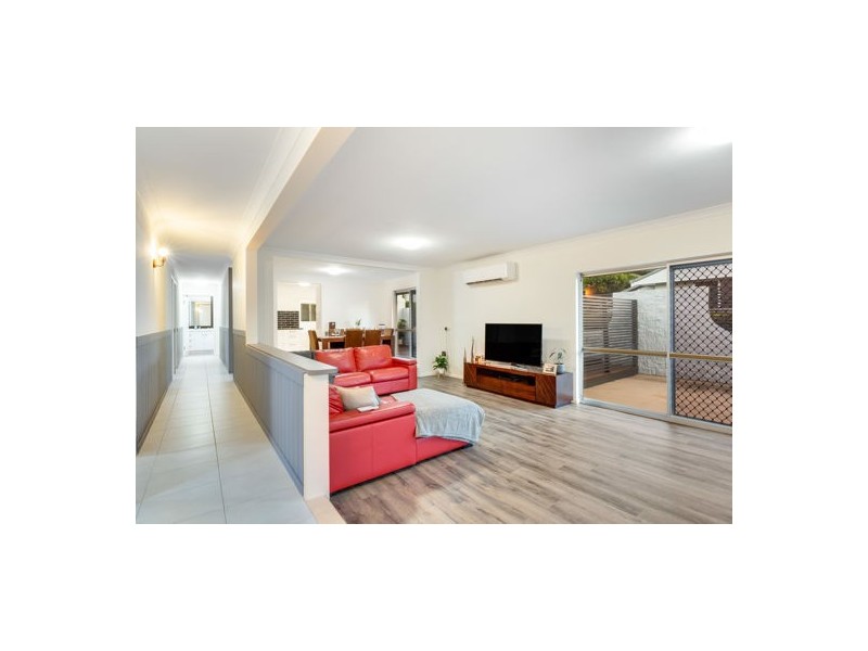 9 Gibson Street, West Mackay QLD 4740