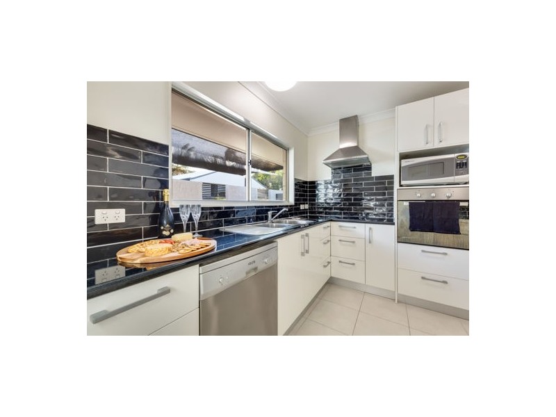 9 Gibson Street, West Mackay QLD 4740