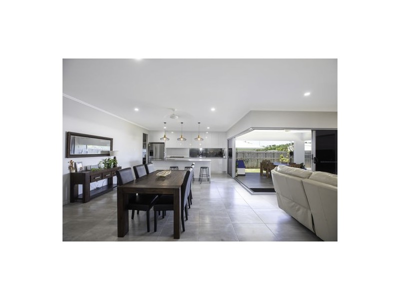 17 Grangewood Avenue, Richmond QLD 4740