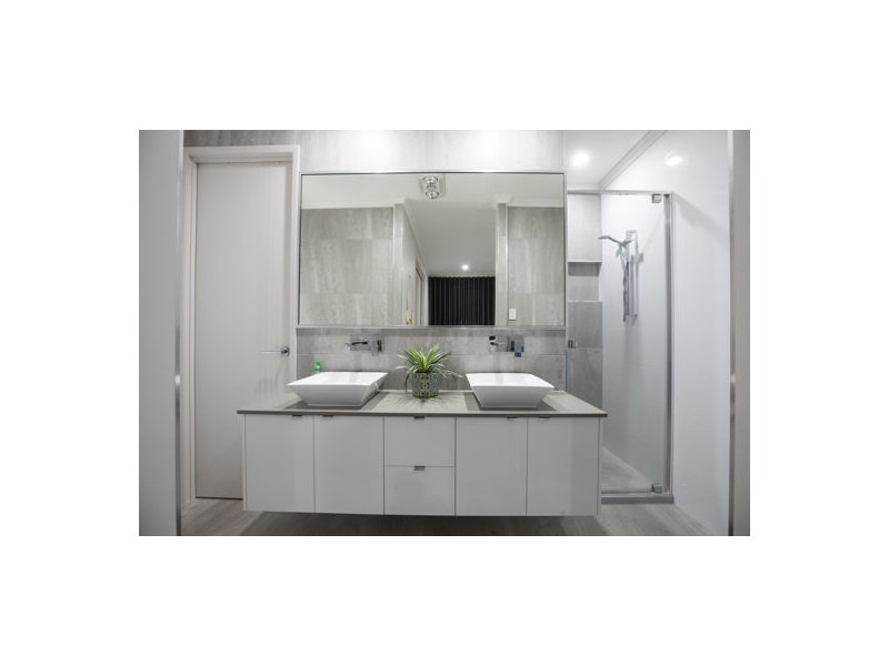 17 Grangewood Avenue, Richmond QLD 4740