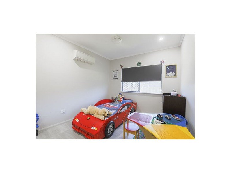 17 Grangewood Avenue, Richmond QLD 4740