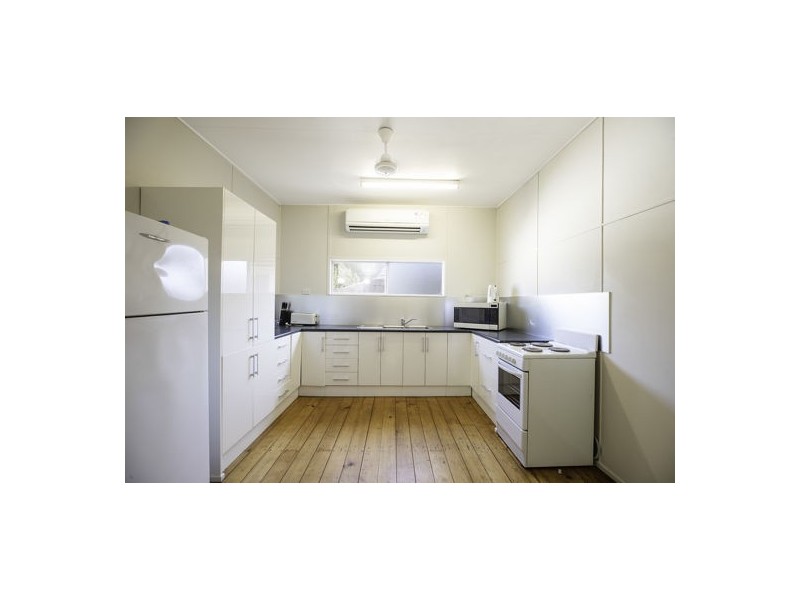 20 English Street, South Mackay QLD 4740