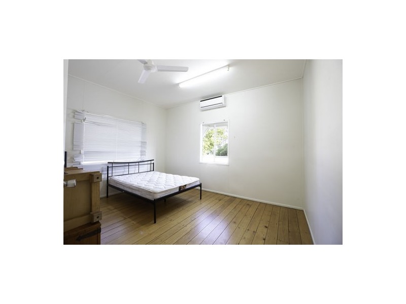 20 English Street, South Mackay QLD 4740