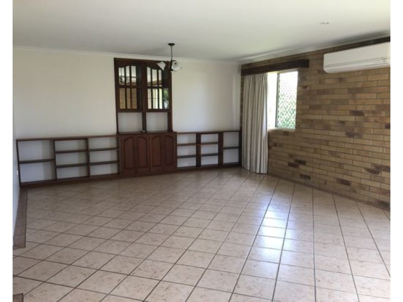 27 Theodore Crescent, Rural View QLD 4740