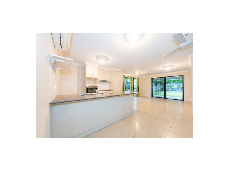 32 Schooner Avenue, Bucasia QLD 4750