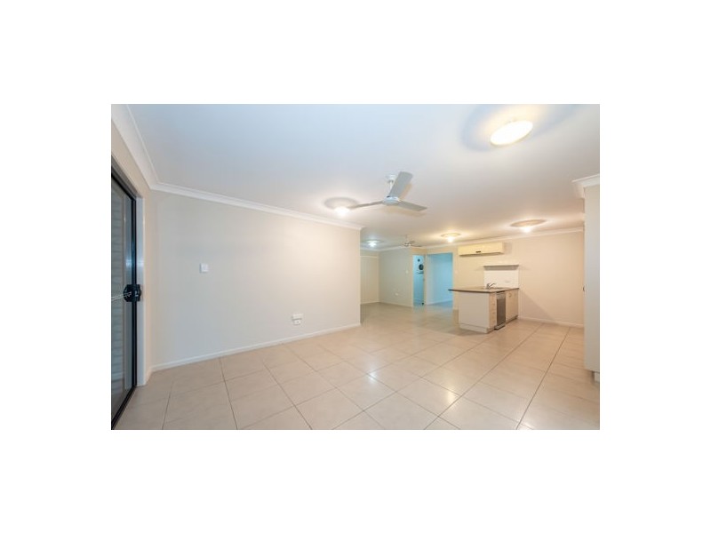 32 Schooner Avenue, Bucasia QLD 4750