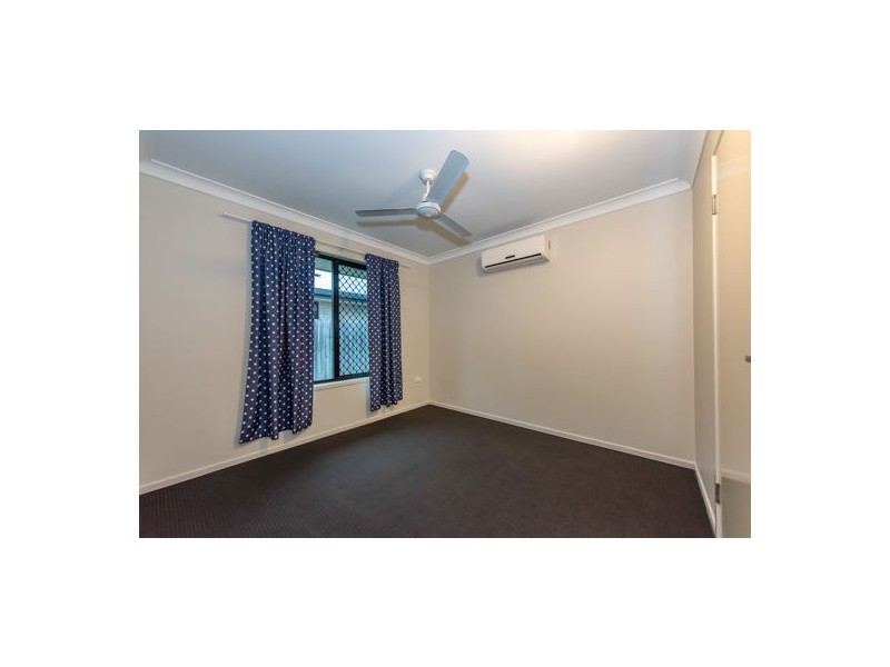 32 Schooner Avenue, Bucasia QLD 4750