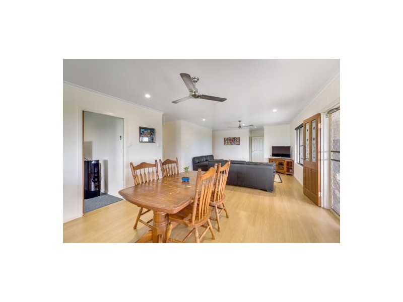 15 Rollinson Drive, Victoria Plains QLD 4751