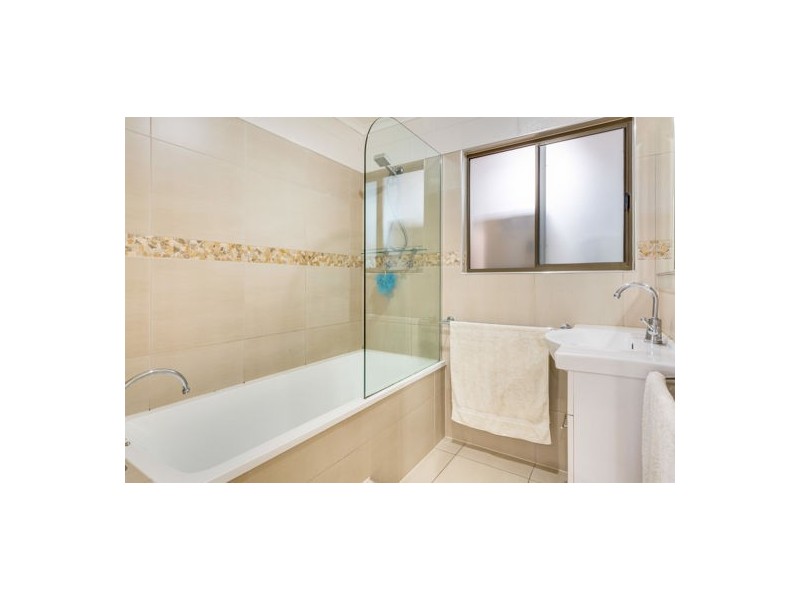 15 Rollinson Drive, Victoria Plains QLD 4751