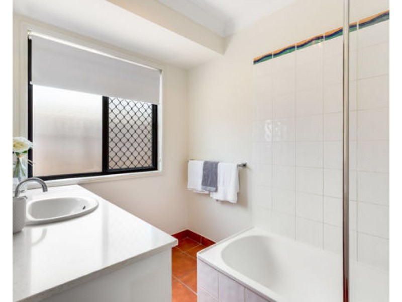 10 Starboard Circuit, Shoal Point QLD 4750