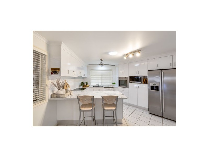 24 Elizabeth Drive, Bucasia QLD 4750